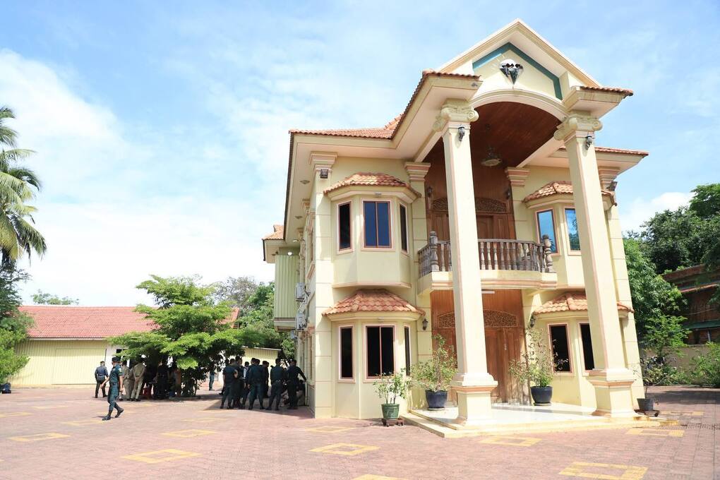 Biệt thự của tướng quân đội được băng tội phạm lừa đảo sử dụng tại Battambang. Ảnh: KhmerTimes