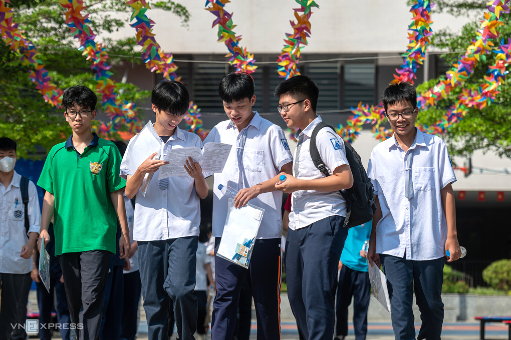 Học sinh Hà Nội thi lớp 10, tháng 5/2026. Ảnh: Thế Bằng